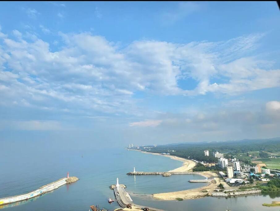 The Gangneung Ocean Stay ภายนอก รูปภาพ